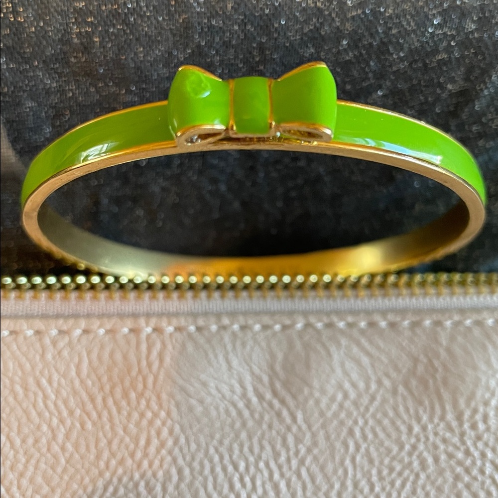 Kate Spade Green  Enamel Bow Bangle Bracelet - Authentic - Picture 5 of 9